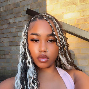 Babysitter in Croydon: Kelis
