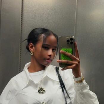 Baby-sitter in Reims: Salma