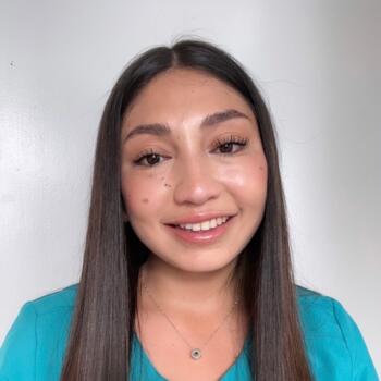 Niñera en Arauco: Antonella