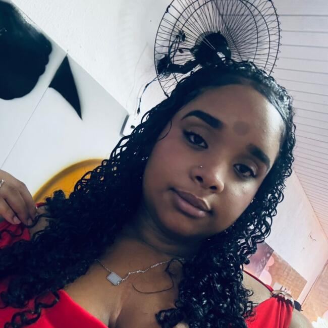 Babysitter in São Paulo (São Paulo): Karolina
