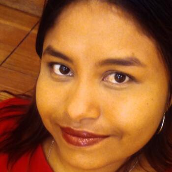 Niñera en Eloy Alfaro: Paola Vanesa