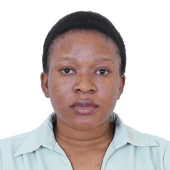 Babysitter Abu Dhabi: Nandy