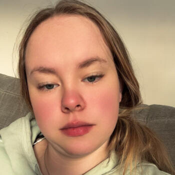 Job de garde d'enfants à Coutances: job de garde d'enfants Odile