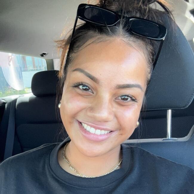 Babysitter in Dunedin: Vanisha