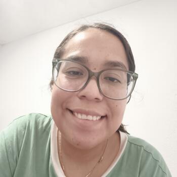 Trabajos de nanny en Guadalajara: trabajo de niñera Elena