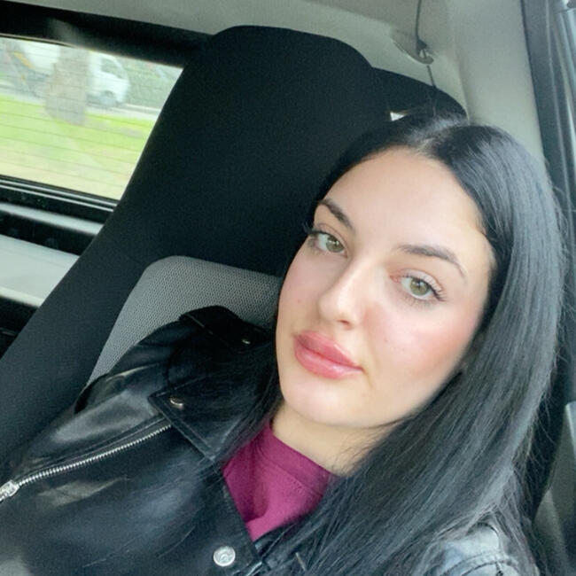 Babysitter in Syracuse: Flavia