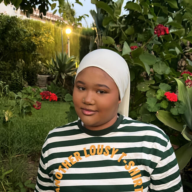 Babysitter in Achères: Shems-Imen