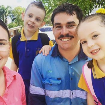 Babysitting job in Sunshine Coast: babysitting job Jaculin