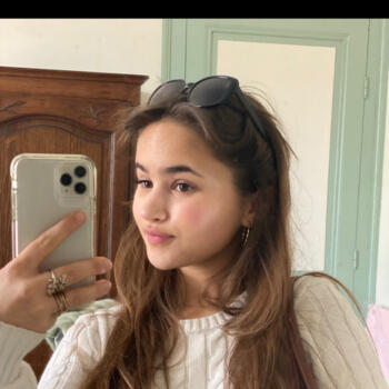 Babysitter in Bihorel: Lucie