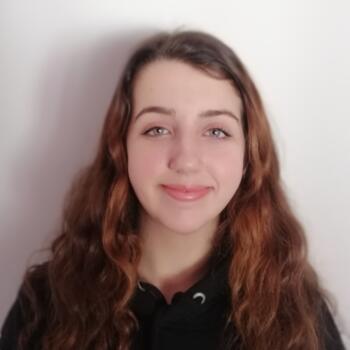 Babysitter Almada: Alexandra