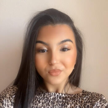 Babysitter in Nanterre: Reyana