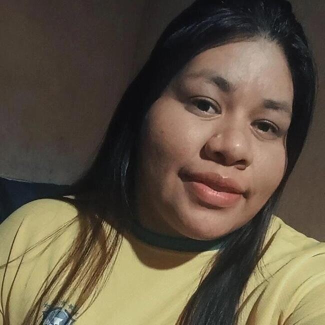 Emprego de babá em Campo Grande: Larissa