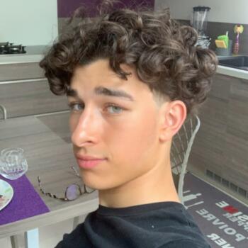 Babysitter in Chambray-lès-Tours: Ismaël