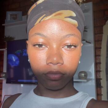 Babysitter in Randburg: Tshiamo