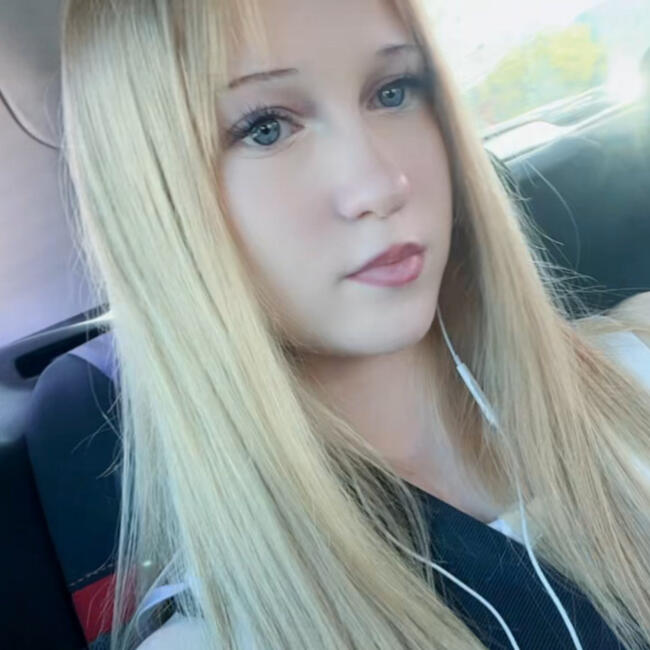 Babysitter in Montamisé: Éloïse