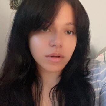 Babysitter San Juan: Camelia