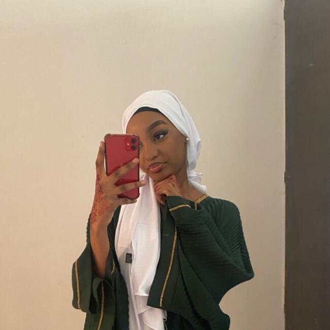 Babysitter in Woluwe-Saint-Lambert/Sint-Lambrechts-Woluwe: Nadia