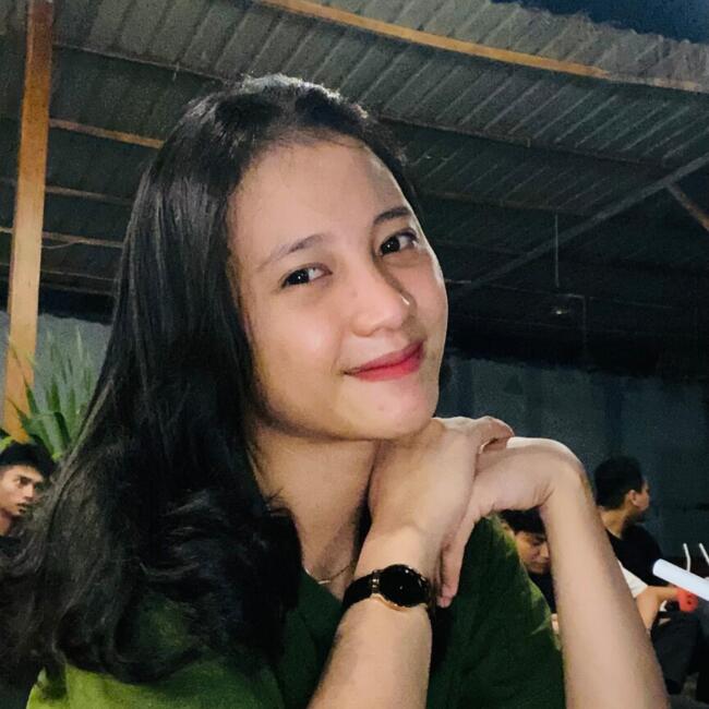 Babysitting job in Surabaya: Muzdalifah