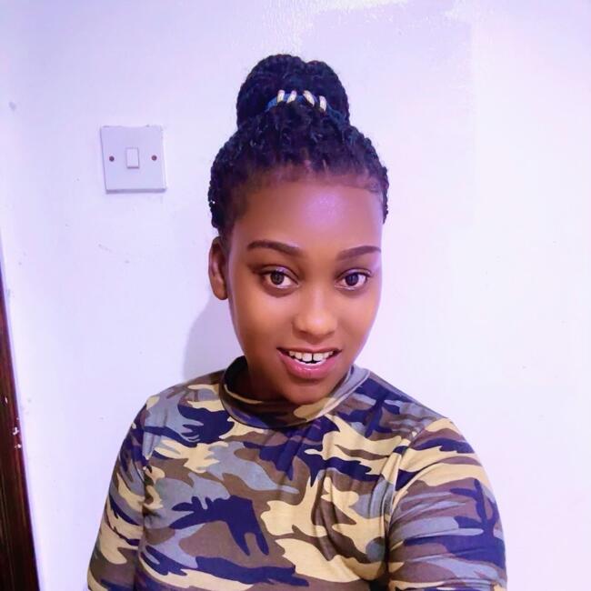 Babysitter in Abu Dhabi: Nanteza