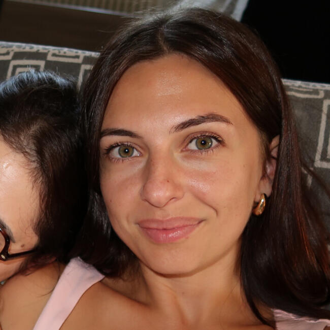 Babysitter in Grasse: Laure