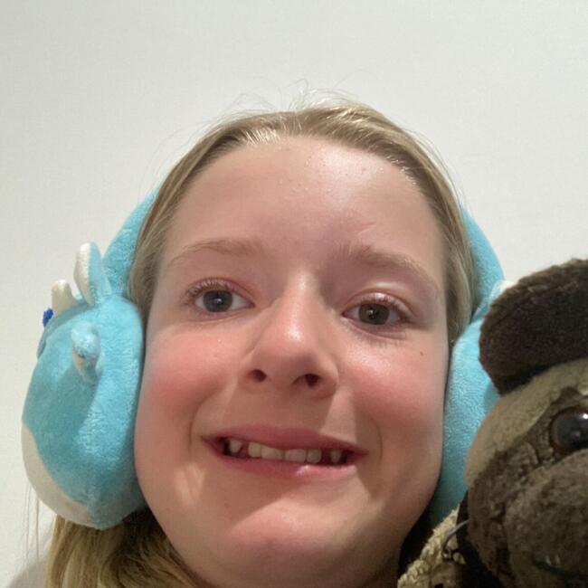 Babysitter in Melbourne: Chloe