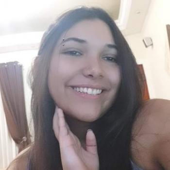 Babá Jacareí: Isabelle