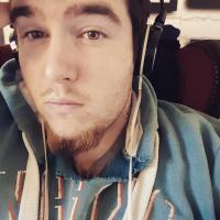 Baby-sitter Carrick-on-Suir: Darren