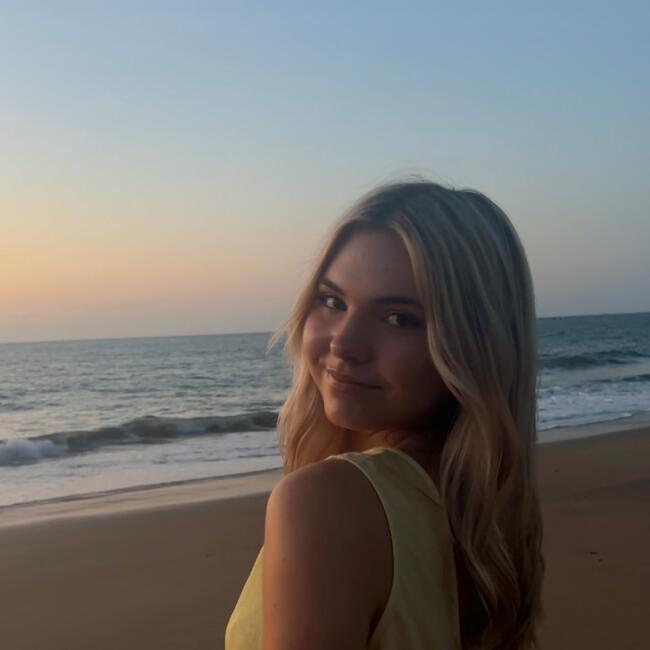 Babysitter in Guimaëc: Ilyana