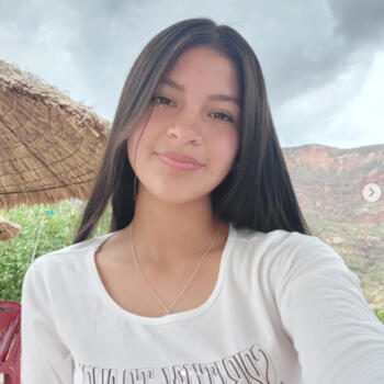 Babysitter in Chimbote: Camila