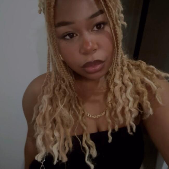 Babysitter in Brisbane: Laina