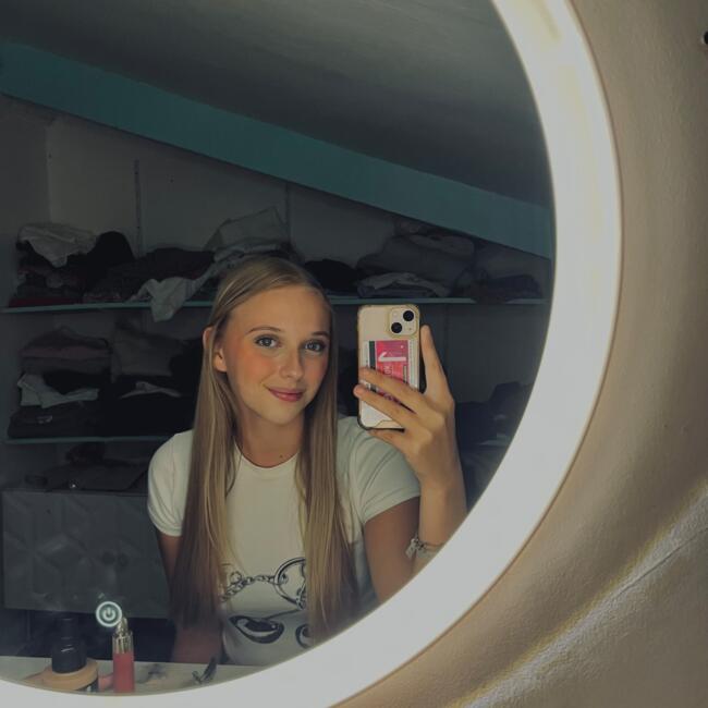 Babysitter in Vendeville: Solene