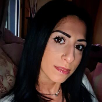 Babysitter a Misterbianco: Valentina