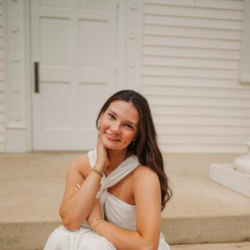 Babysitter in Acworth: Leia