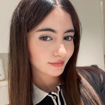 جليسة أطفال في دبي: Balkis