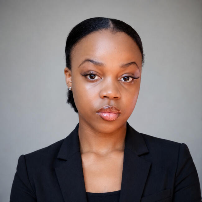 Babysitter in Motherwell: Sibonelelo