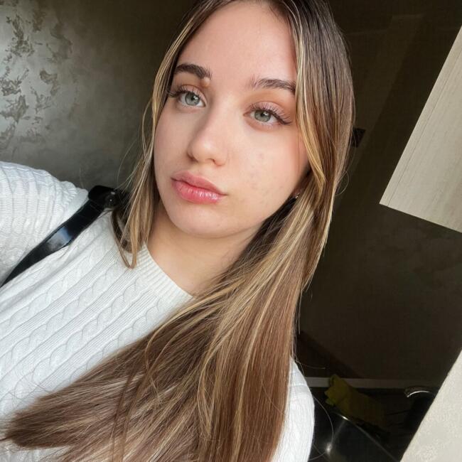 Babysitter in Terracina: Flavia