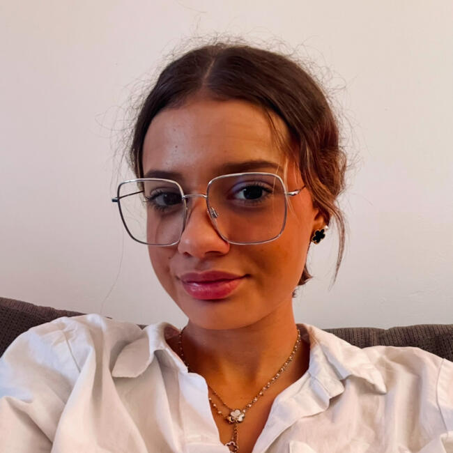 Baby-sitter à Monbalen: Maelle