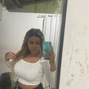 Babá em Aracaju: Lara