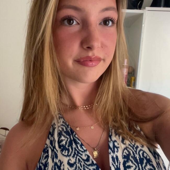 Babysitter in Nice: Shana