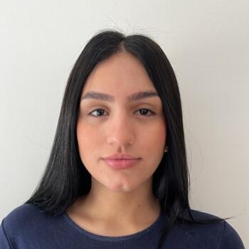 Babysitter in Montevideo: Antonella