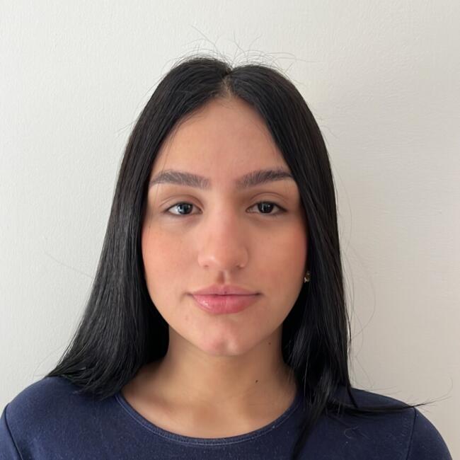 Babysitter in Montevideo: Antonella
