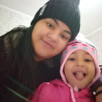 Babysitting job in Maringá: babysitting job Mariana