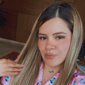 Babysitter Bogotá: KAREN VANESSA