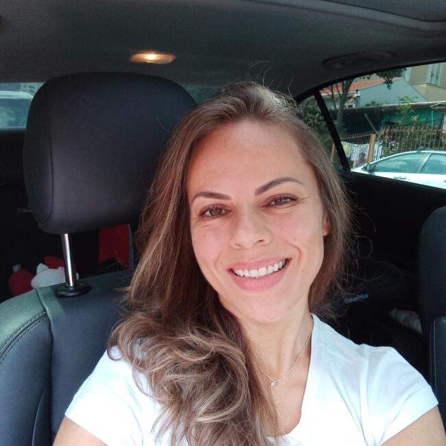 Babysitter in Pinhais: Eliane