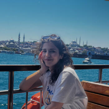 Aukle pilsētā Rīga: Zeynep