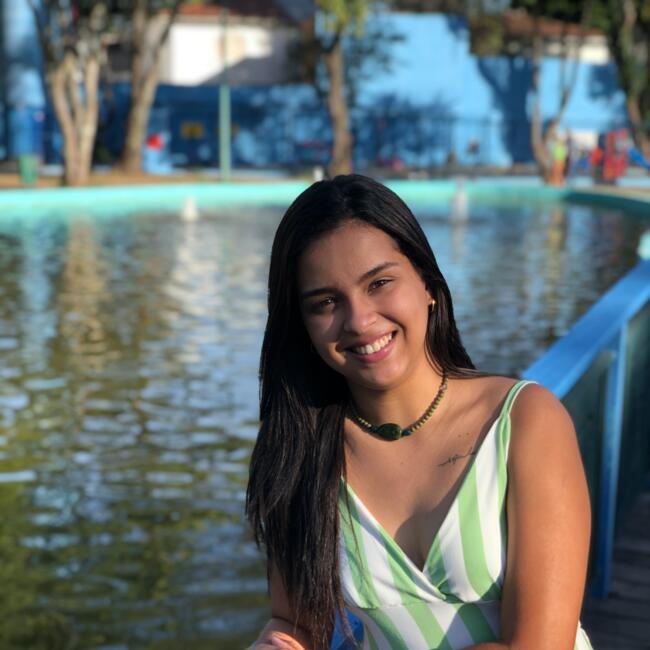 Babysitter in São José dos Campos: Ana clara