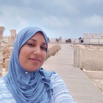 جليسة أطفال في مراكش: Sara