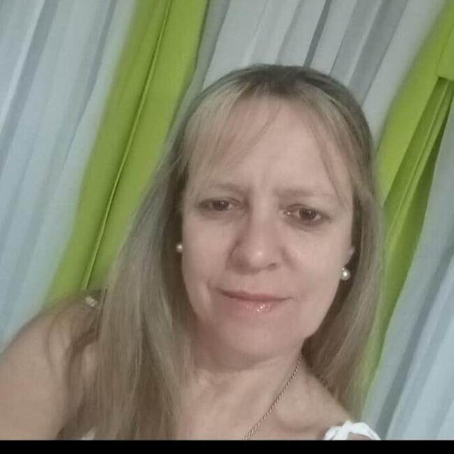 Babysitter in Montevideo: Lucia