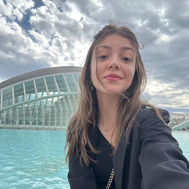 Babysitter a Fidenza: Adelina