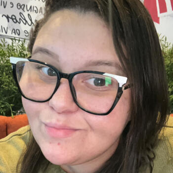 Babysitter in Limoeiro: Tatianny Emanuelly